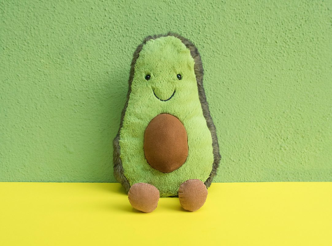 Een Avocado knuffel kopen doe je bij TopKnuffels.nl